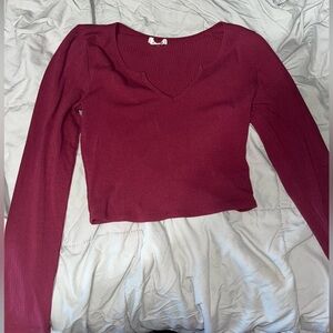 Bozzolo Burgundy Ribbed V-Neck Long Sleeve Crop Top